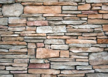 Hoe maak je een eigen tuinmuurtje? Stap-voor-stap uitleg